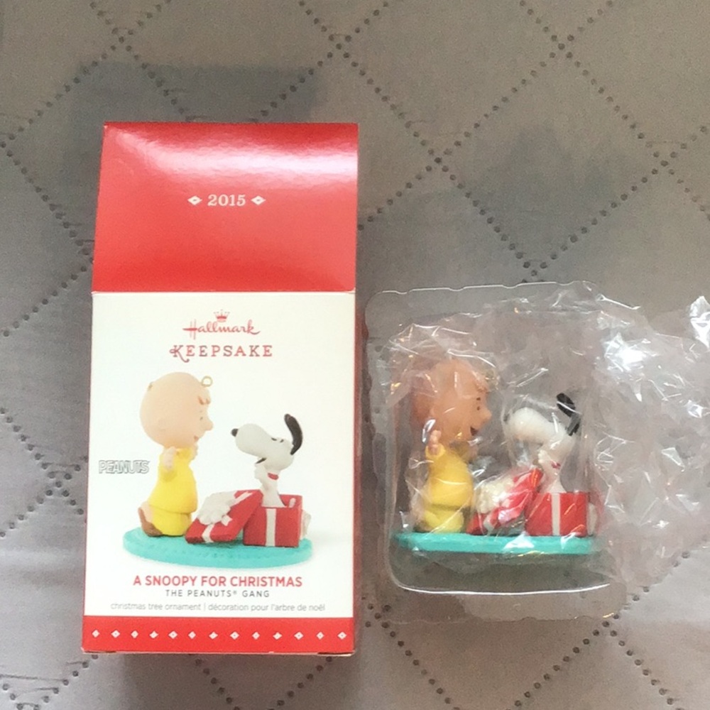 Hallmark Keepsake 2015 A Snoopy For Christmas Ornament. New in box.